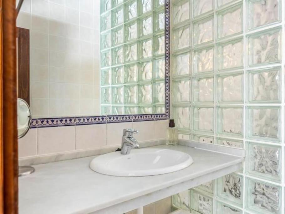 Aitana En Alvarez Quintero Seville Ngoại thất bức ảnh