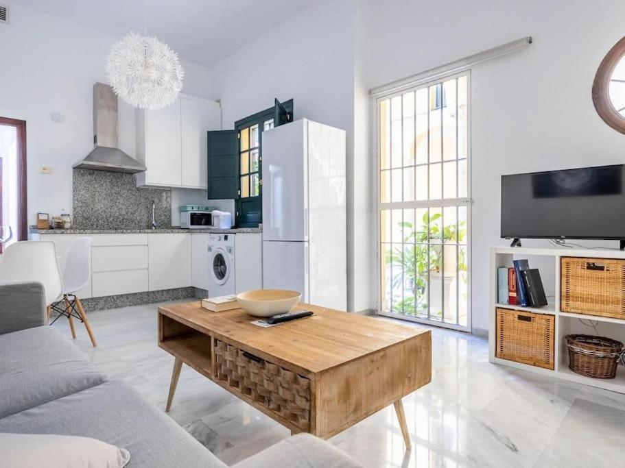 Aitana En Alvarez Quintero Seville Ngoại thất bức ảnh