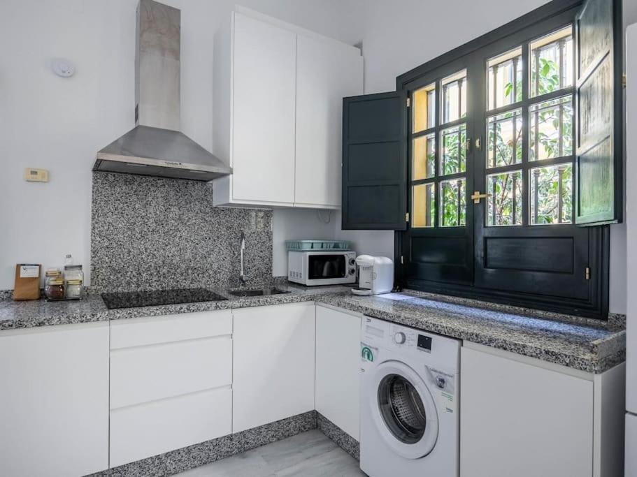 Aitana En Alvarez Quintero Seville Ngoại thất bức ảnh